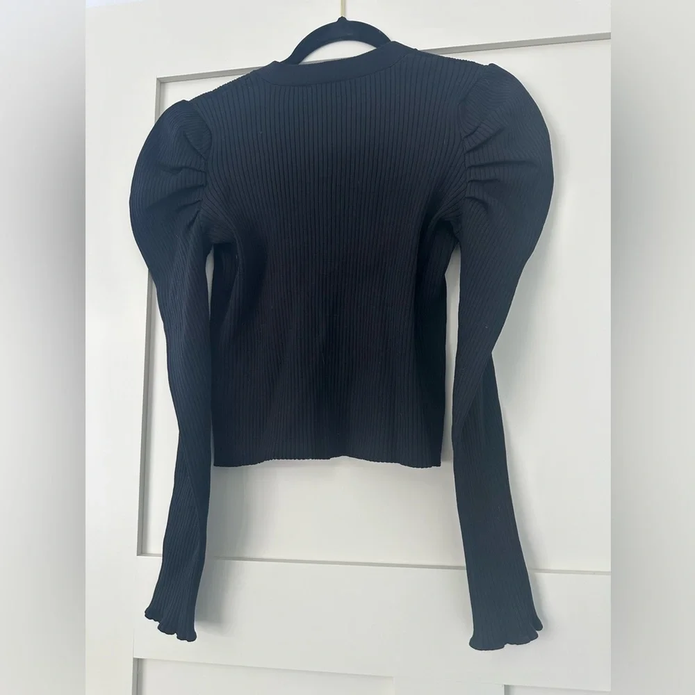 Vici black blouse in S - Picture 2 of 2